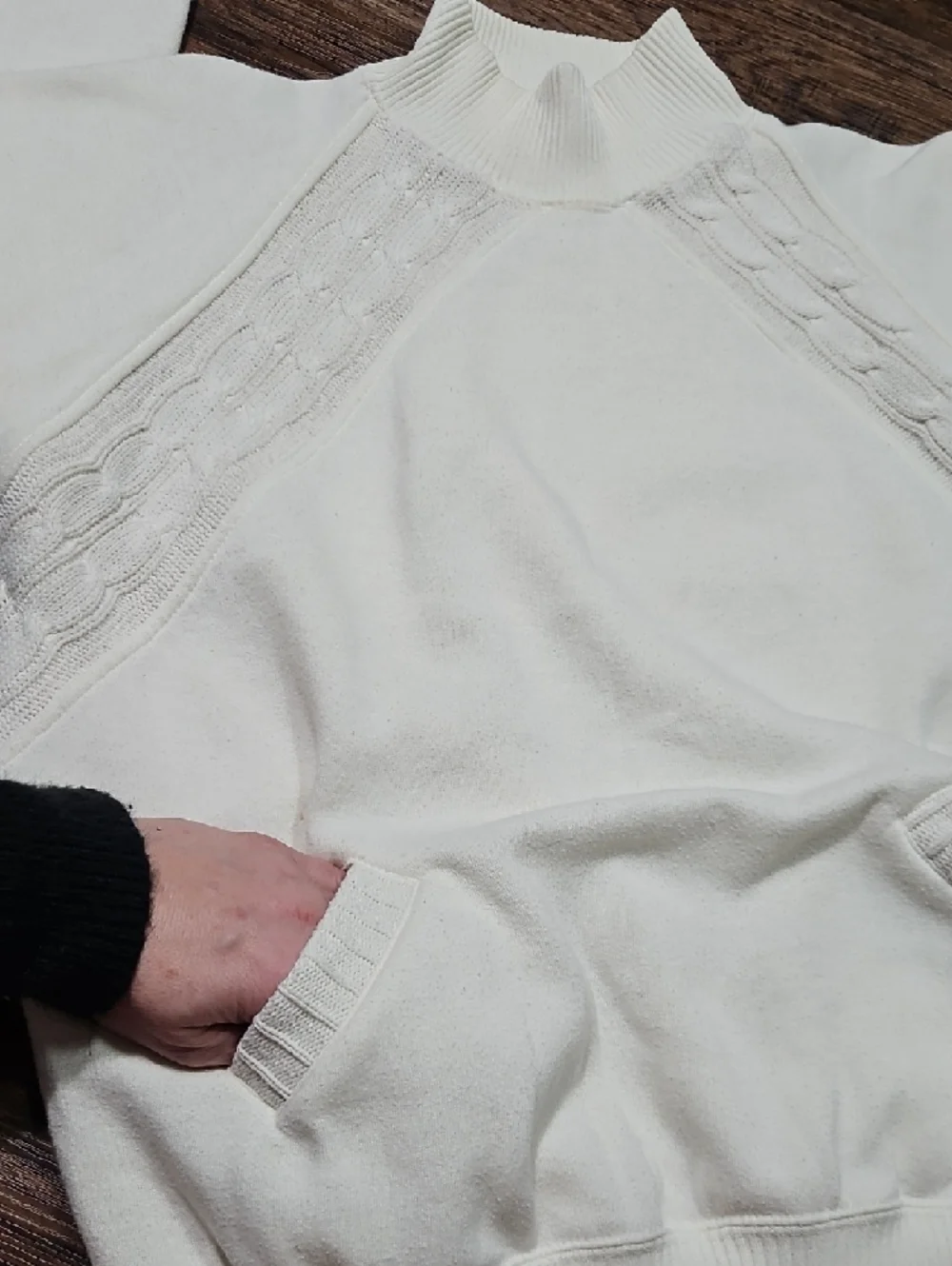 Vintage Carriage Court Cream Mock Neck Sweatshirt Large Cable Knit Trim